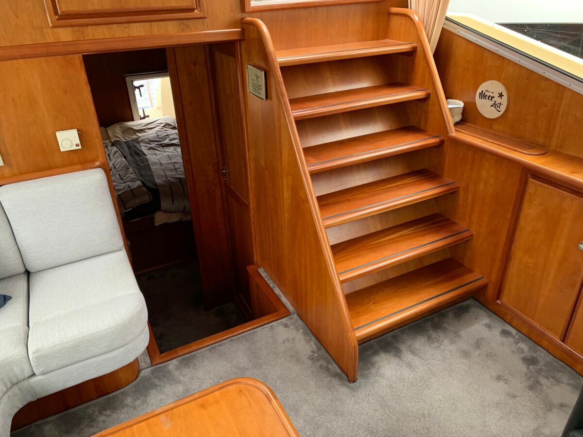 Vacance-1300-motoryacht-sailing-world-yachtbrokers-7