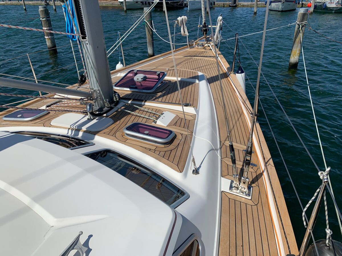 Decksalon Segelyacht Vilm 41 DS Sailing World Yachtmakler Heiligenhafen 18