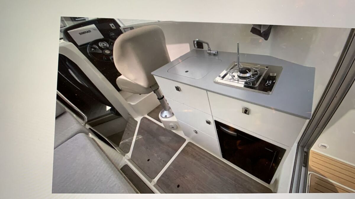 Motorboot Quicksilver Acrtive 755 Weekend Sailing World Yachtmakler 5