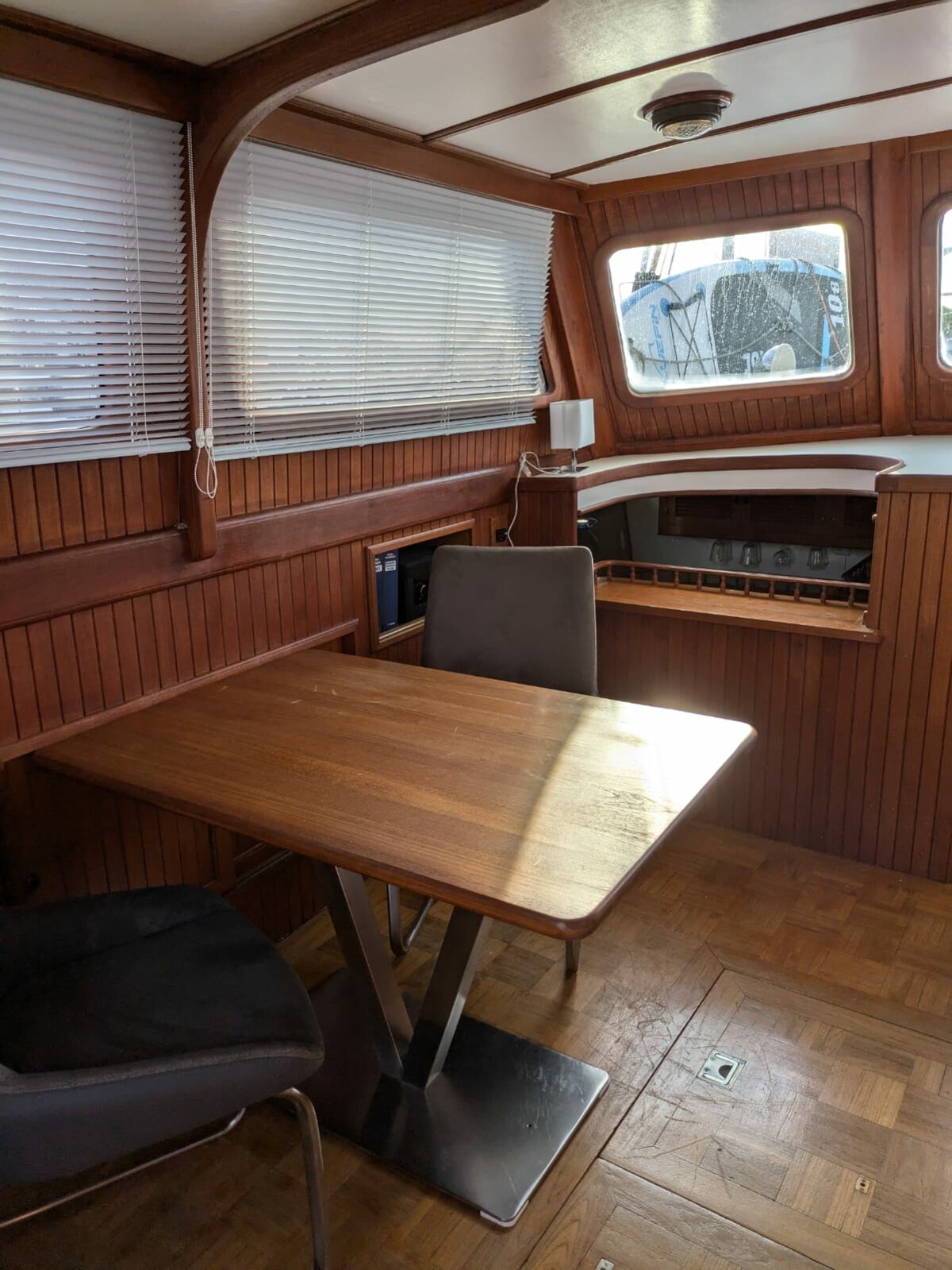 Motorsailer Island Trader 40 Sailing World Yachtbrokers Heiligenhafen 19