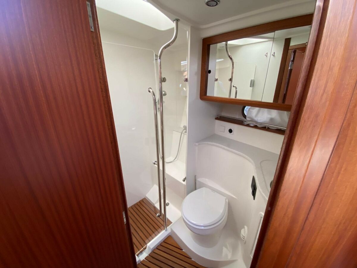 Motoryacht Nimbus 405 Coupe Sailing World Yachtbrokers 15