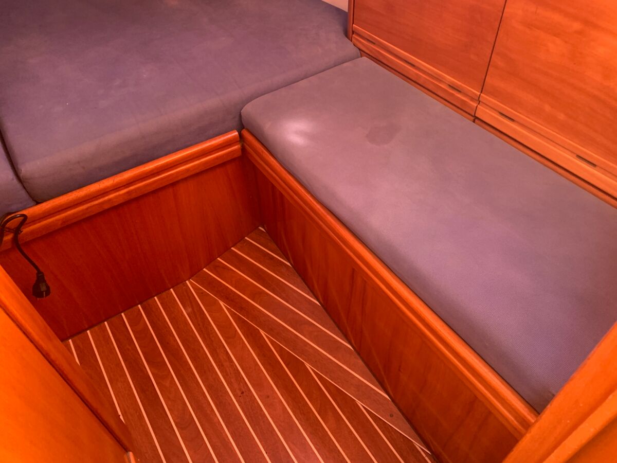 Sailing Yacht Bavaria 40 Cruiser Sailing World Yachtmakler Heiligenhafen 26