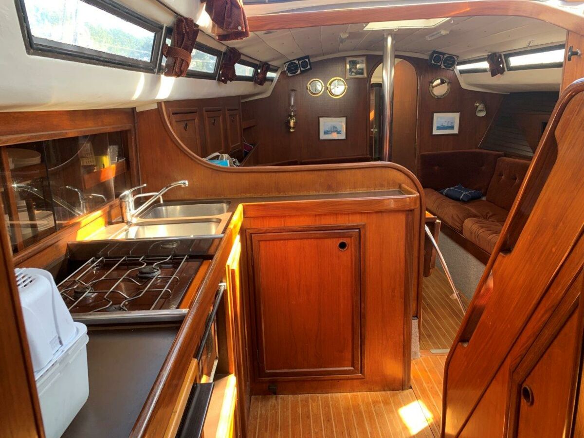 Sailing Yacht Beneteau Evasion 37 Ketch Sailing World Yachtbrokers Heiligenhafen 97