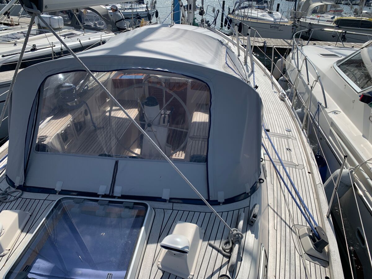 Sailing Yacht Hallberg-Rassy 42 F Sailing World Yachtbrokers Heiligenhafen 9