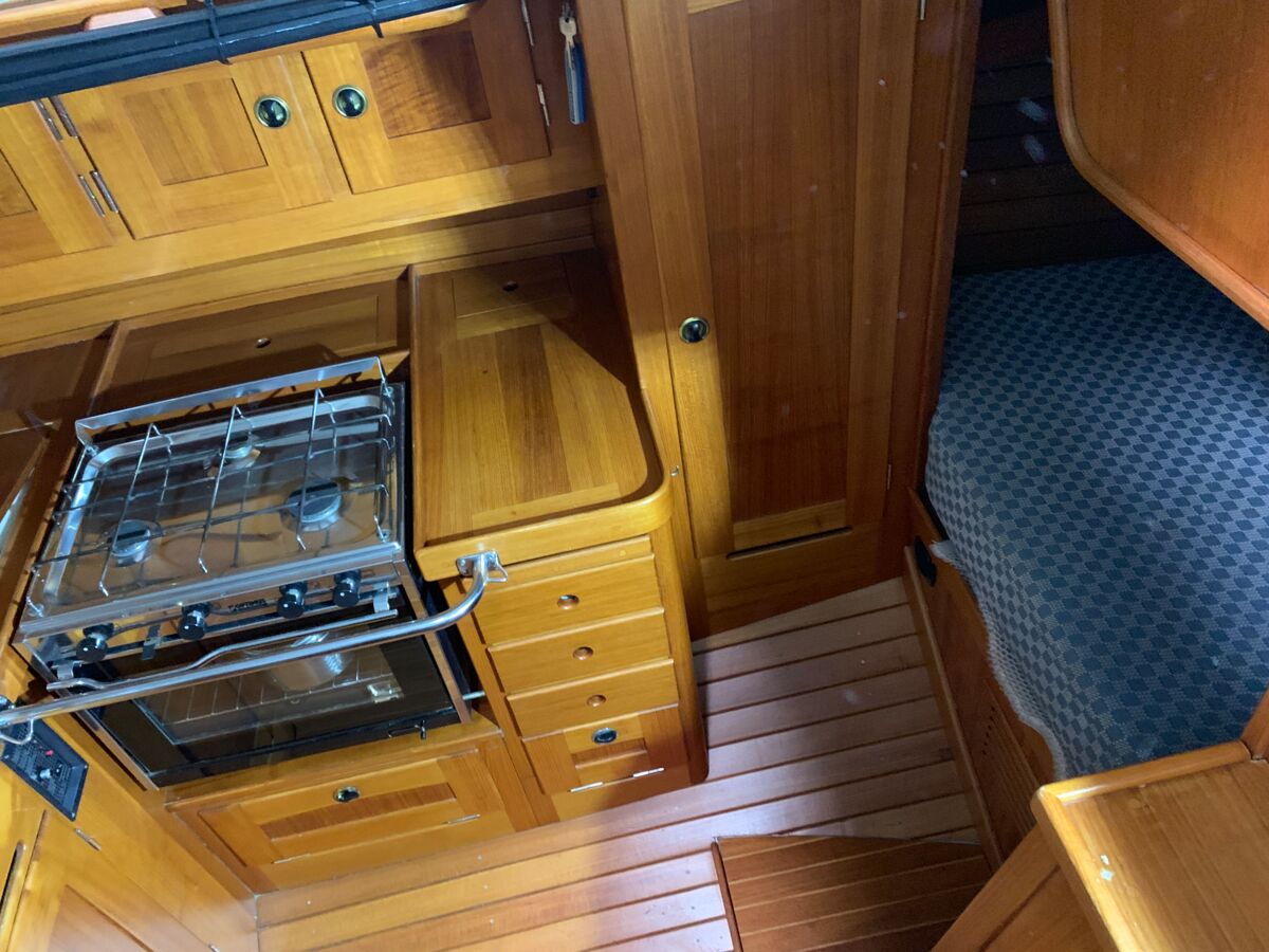 Sailing Yacht Wasa 370 Sailing World Yachtbrokers 13