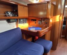 Sailing yacht Beneteau Oceanis 37 Sailing World Yachtbrokers Heiligenhafen 15