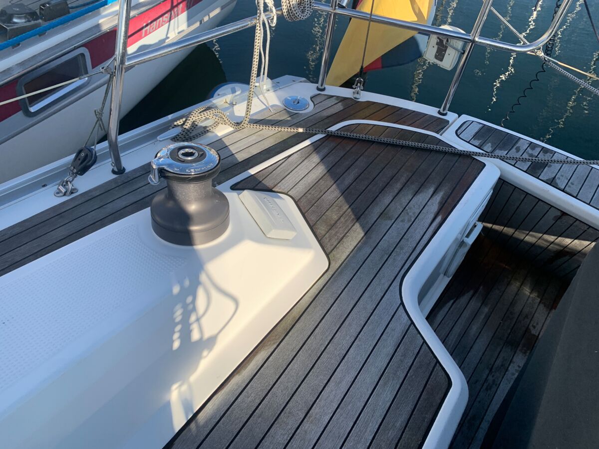 Segelyacht Bavaria Cruiser 33 Sailing World Yachtbrokers Heiligenhafen 12