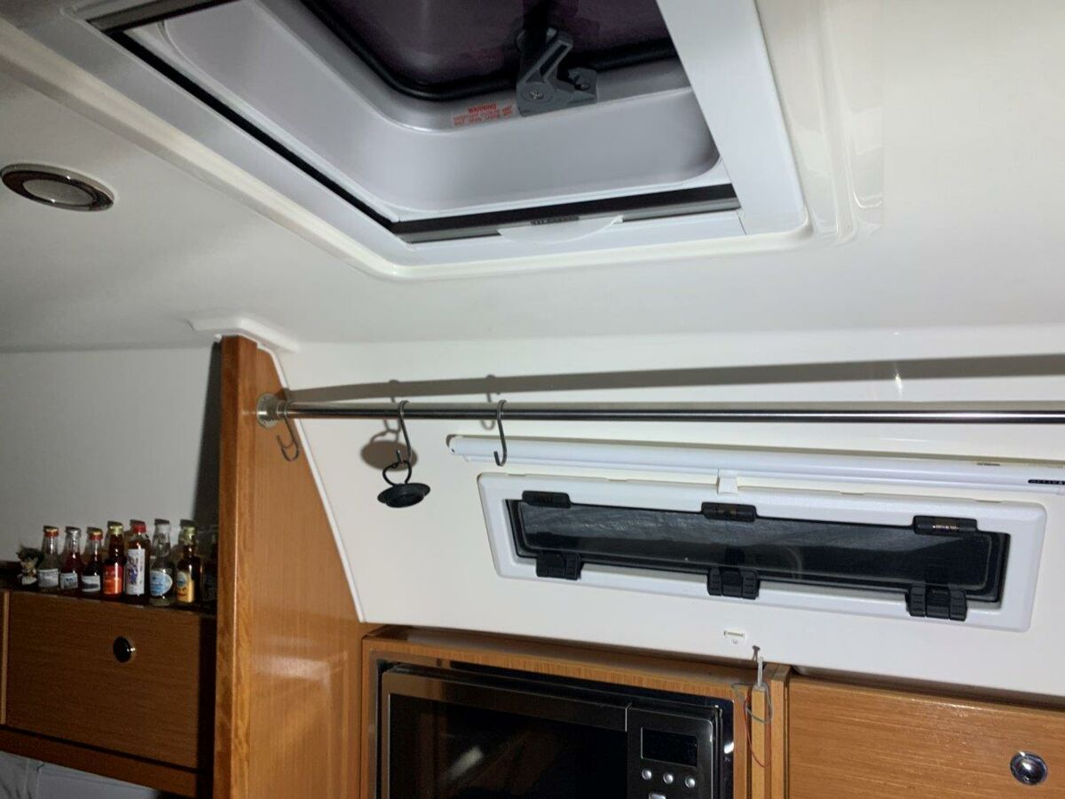 Segelyacht Bavaria Cruiser 36 Sailing World Yacht Brokers Heiligenhafen 44