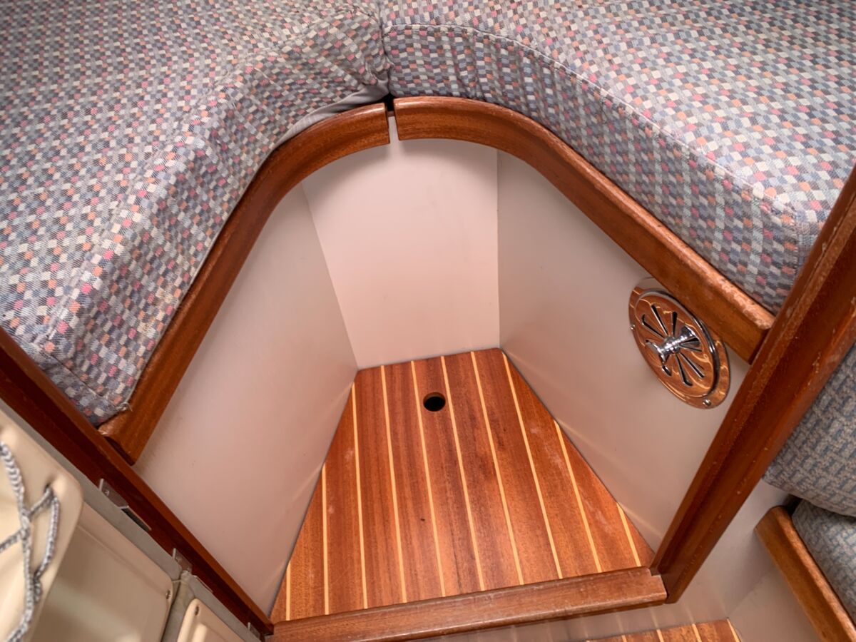 Segelyacht Dehler 34 Sailing World Yachtmakler Heiligenhafen 20