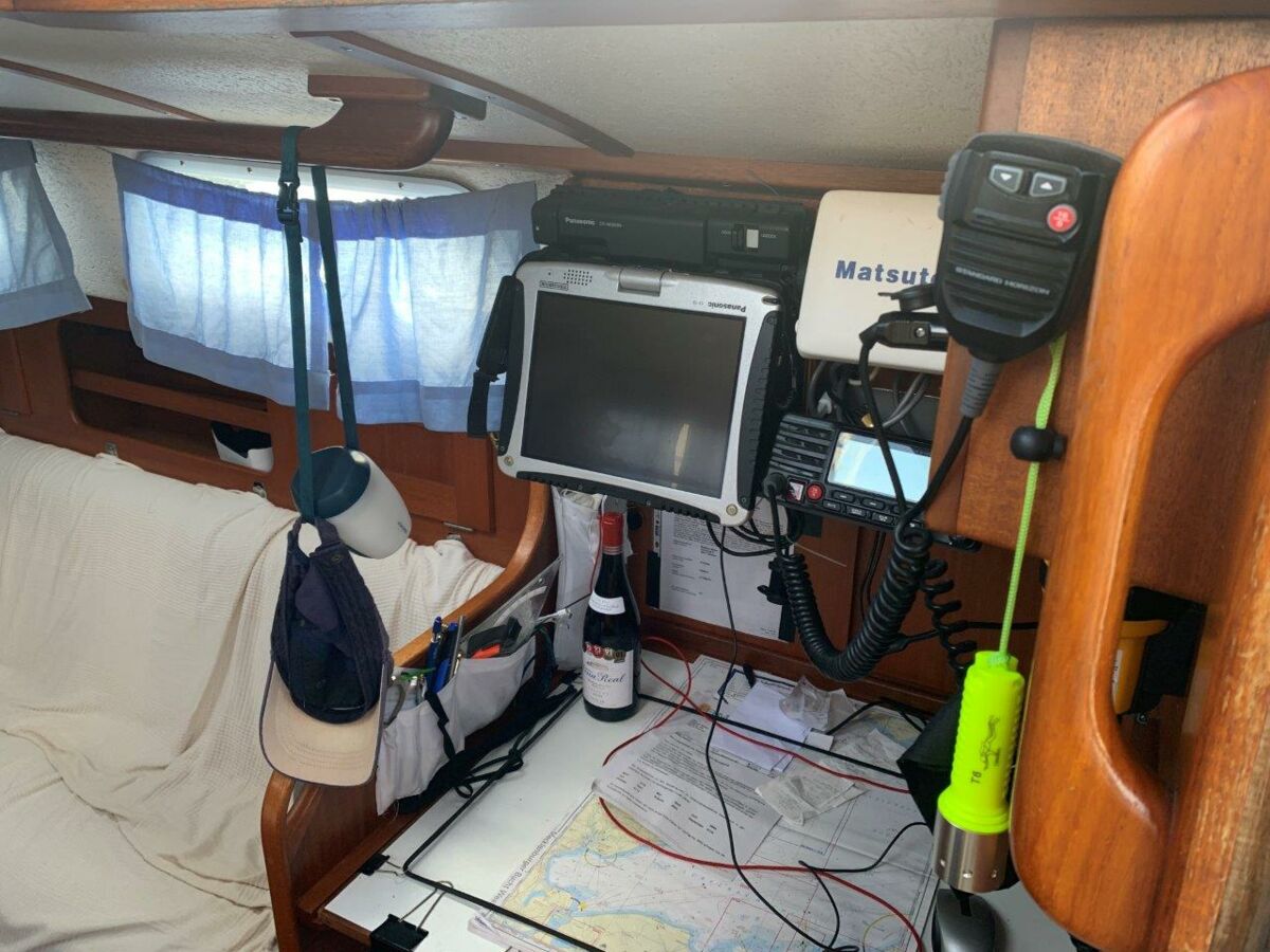 Segelyacht Hallberg-Rassy 29 Fehmarn Sailing World Yachtmakler 30