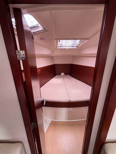 Segelyacht Hanse 375 Sailing World Yachtmakler Heiligenhafen 10