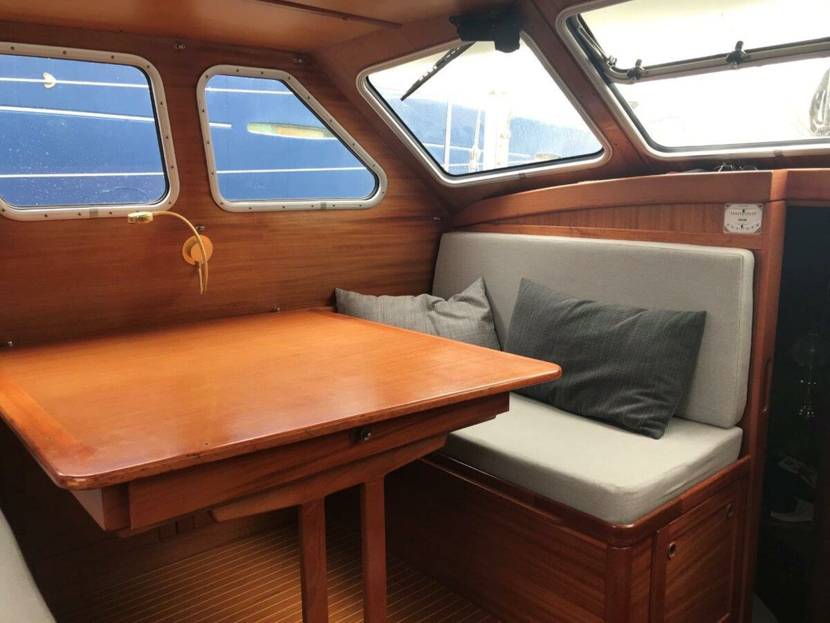Segelyacht Motiva 39S Sailing World Yachtbrokers 82
