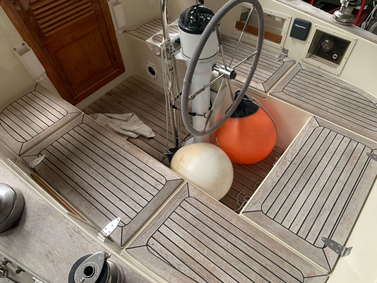 Segelyacht Najad 320 Sailing World Yachtmakler Heiligenhafen 41