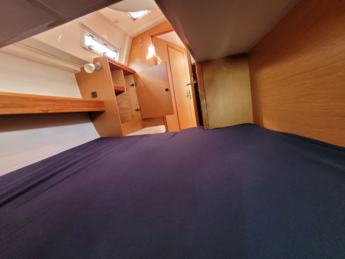 Bavaria Cruiser 36-3 Sailing World Yachtmakler 17
