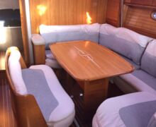 Bavaria 42-Cruiser-Gebrauchtyacht-Sailing-World-Yachtbrokers-3