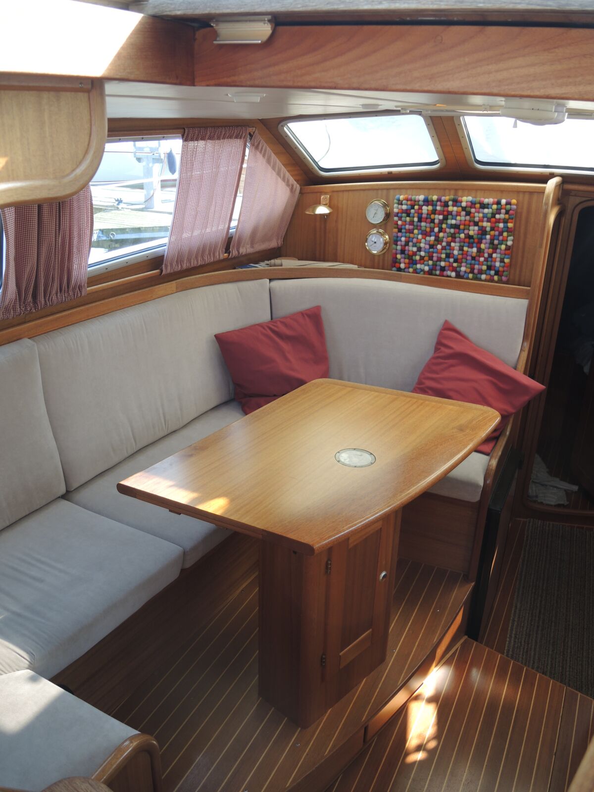Deck Salon Segelyacht Nordship 35 DS Sailing World Yachtbrokers Heiligenhafen7