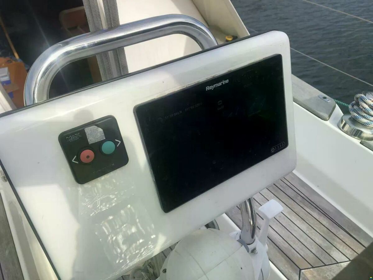 Decksalon Segelyacht Nordship 35 DS Sailing World Yachtmakler 7