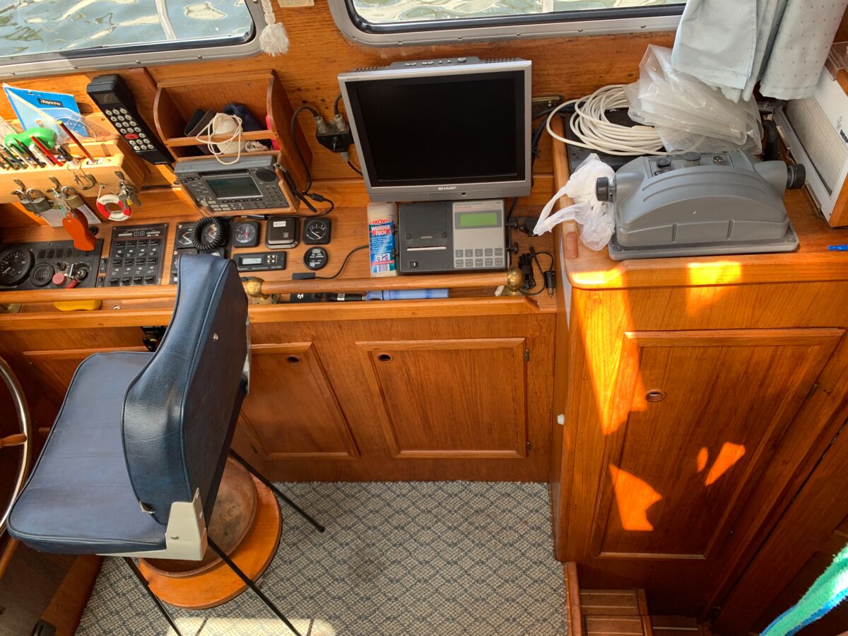 Motorsegler Nauticat 35 Sailingworld Yachtmakler Heiligenhafen 24