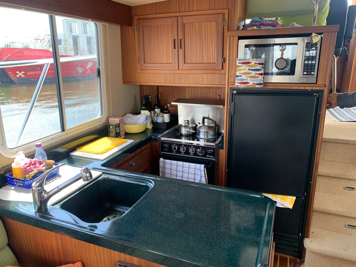 Motoryacht American Tug 41 Sailing World Yachtbrokers Heiligenhafen 10