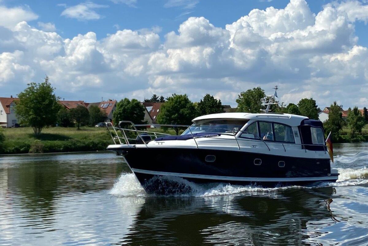 Motoryacht Nimbus 365 Coupe Sailing World Yachtmakler Heiligenhafen 51
