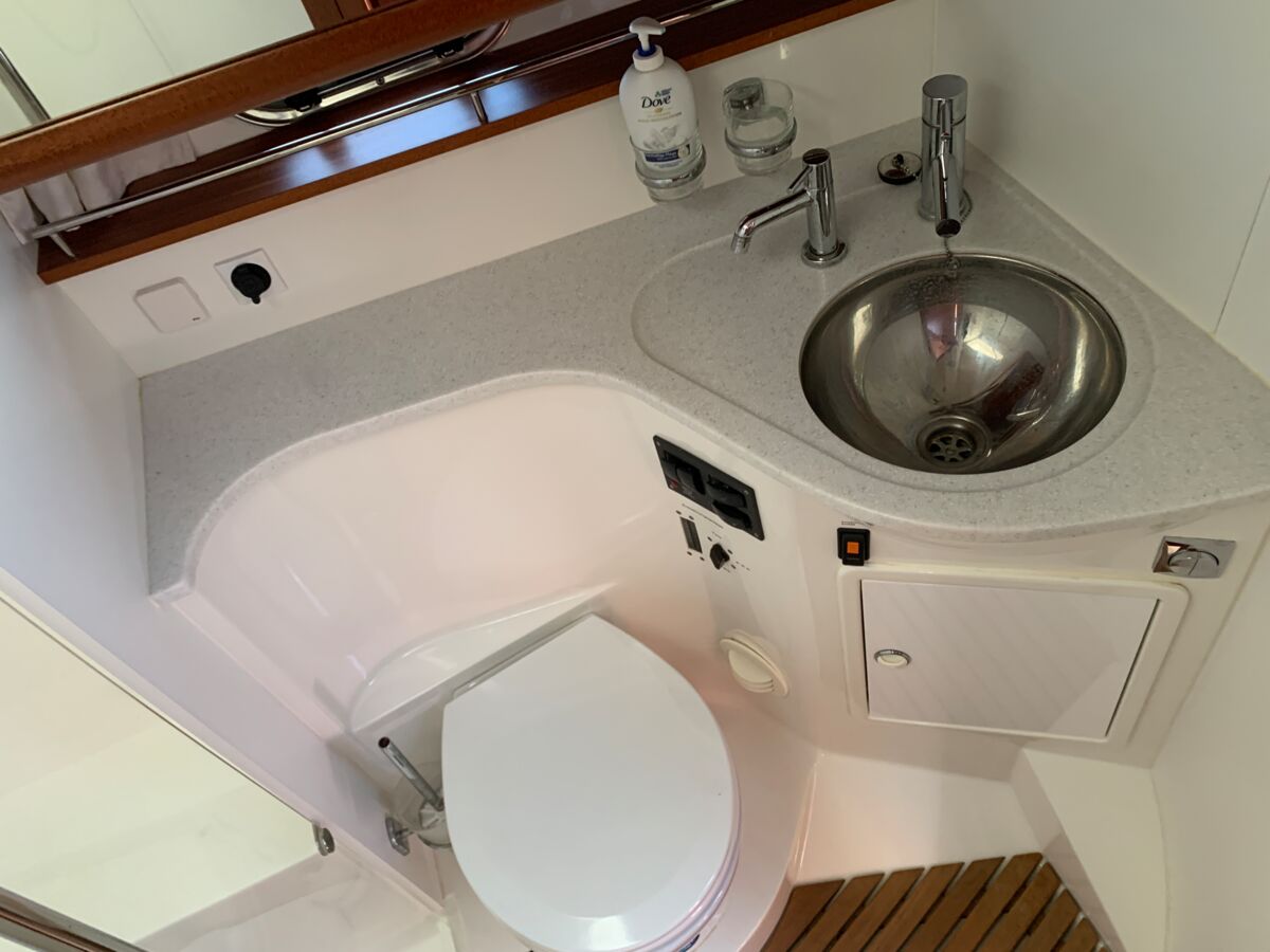 Motoryacht Nimbus 405 Coupe Sailing World Yachtmakler Heiligenhafen 38