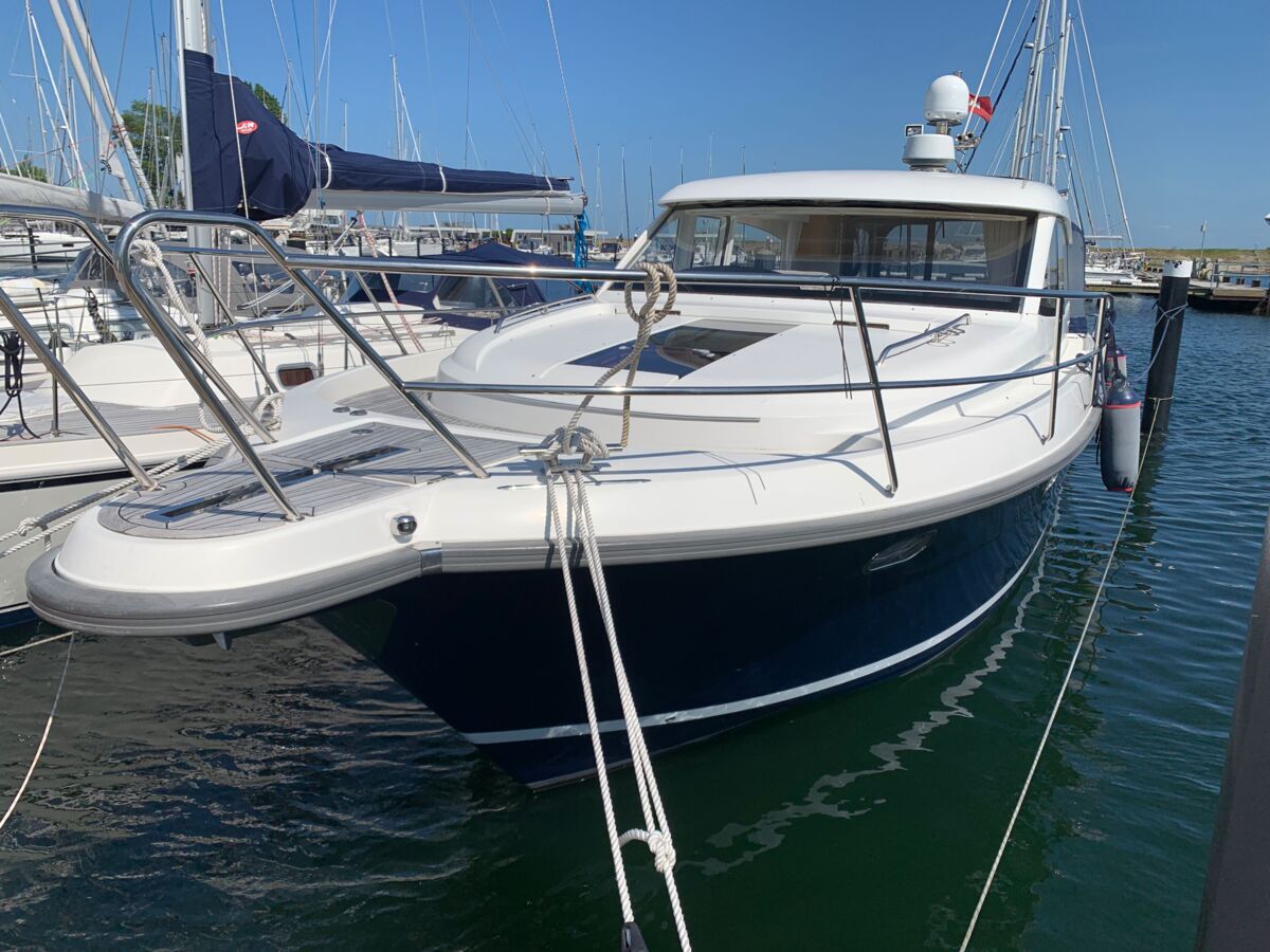 Motoryacht Nimbus 405 Coupe Sailing World Yachtmakler Heiligenhafen 4 bearbeitet
