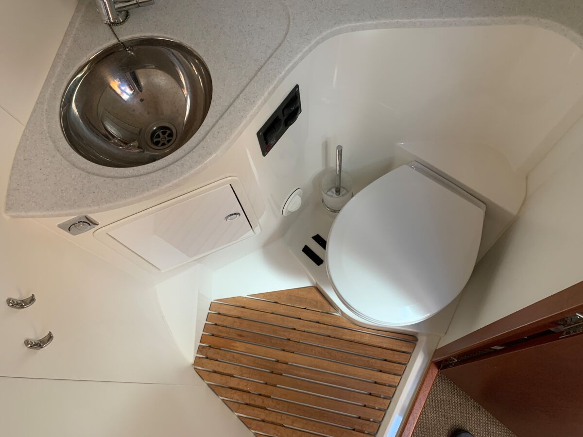 Motoryacht Nimbus 405 Coupe Sailing World Yachtmakler Heiligenhafen 40