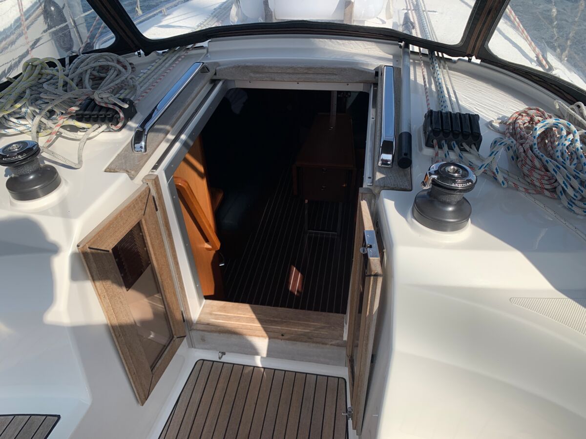 Sailing Yacht Bavaria Cruiser 34 Sailing World Yachtbrokers Heiligenhafen 20