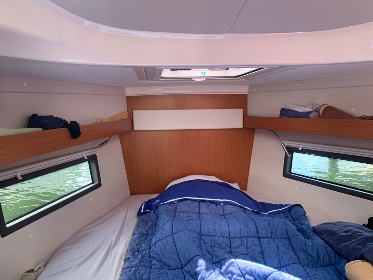 Sailing Yacht Bavaria Cruiser 38 Sailing World Yachtbrokers Heiligenhafen 21