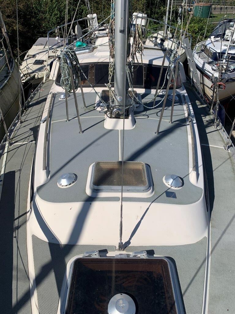 Sailing Yacht Beneteau Evasion 37 Ketch Sailing World Yachtbrokers Heiligenhafen 15