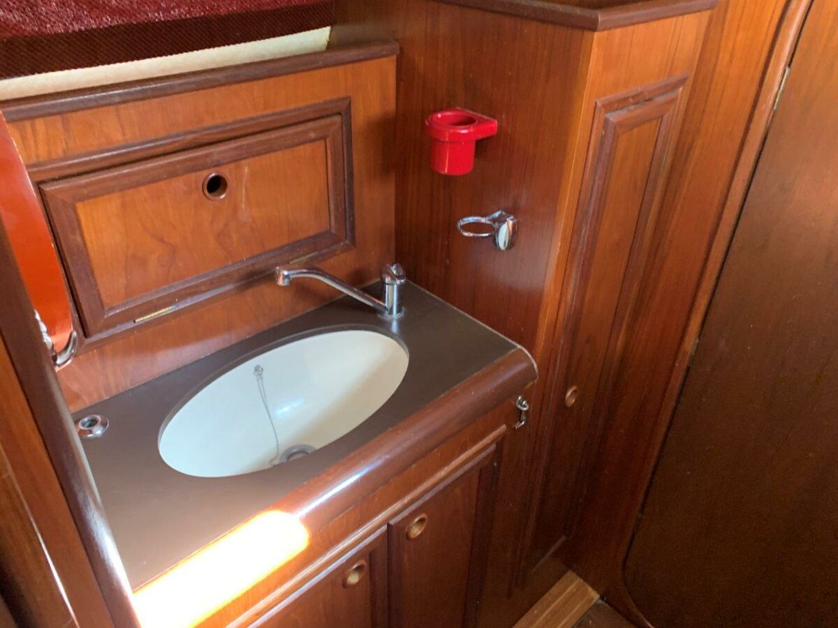 Sailing Yacht Beneteau Evasion 37 Ketch Sailing World Yachtbrokers Heiligenhafen 72