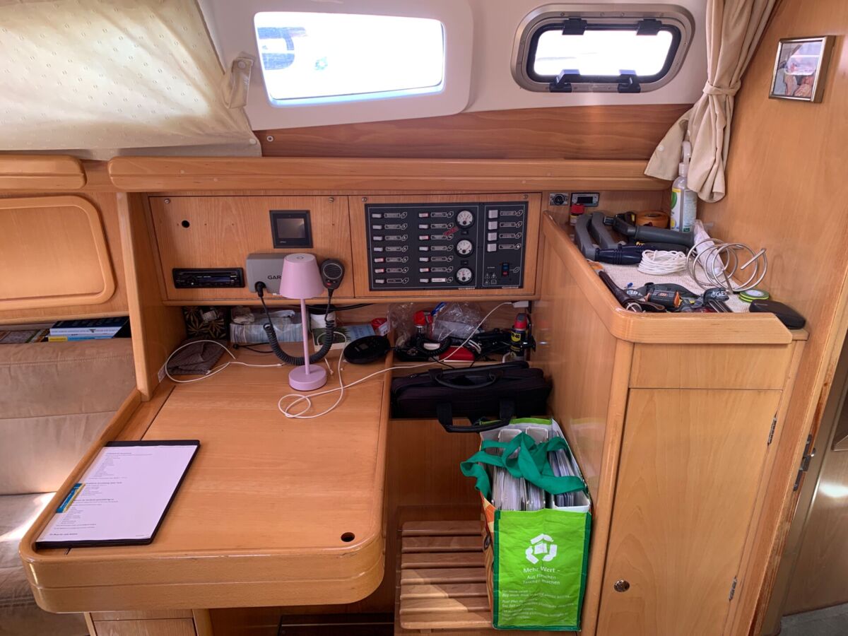 Sailing Yacht Feeling 39 DI Sailing World Yachtbrokers 5