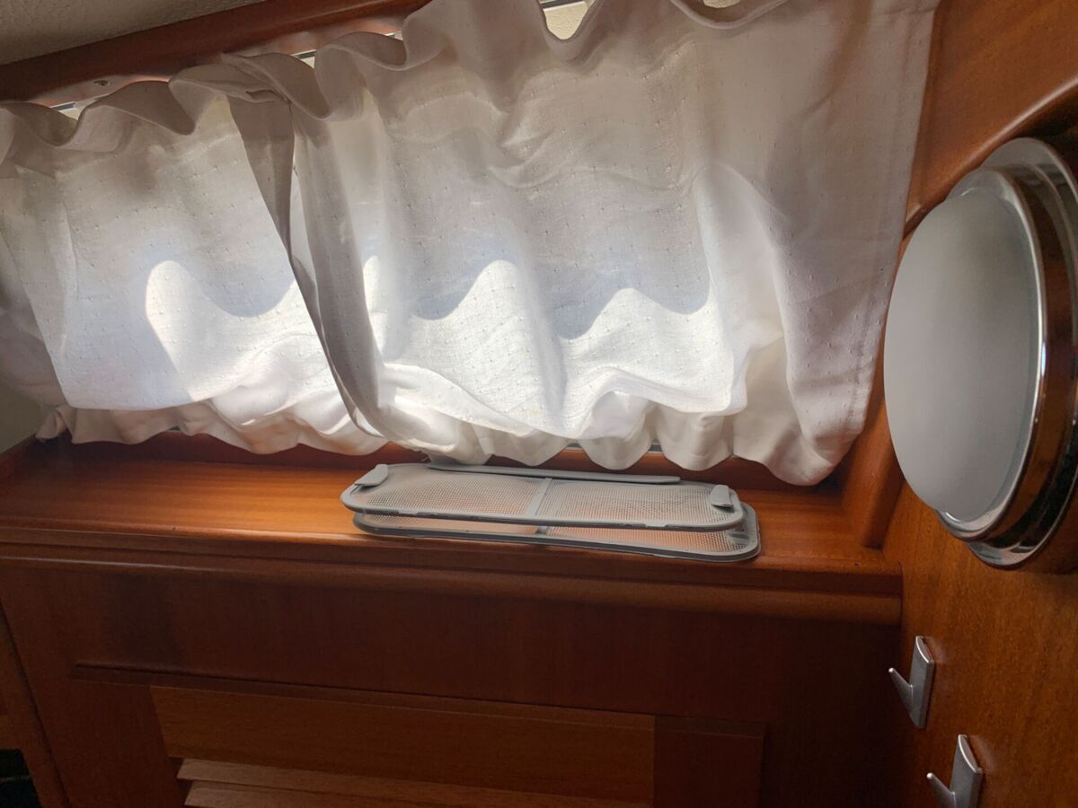 Sailing Yacht Hallberg-Rassy 34 Sailing World Yachtmakler Heiligenhafen 33