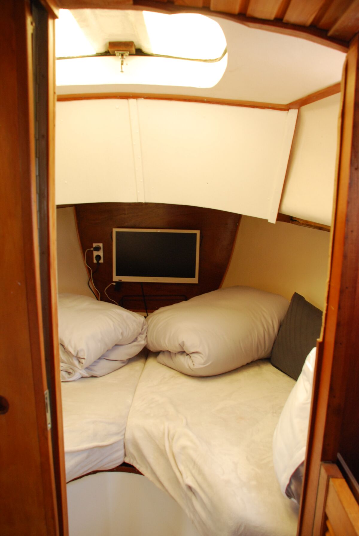 Sailing Yacht Snapdragon Sailing World Yachtbrokers 27
