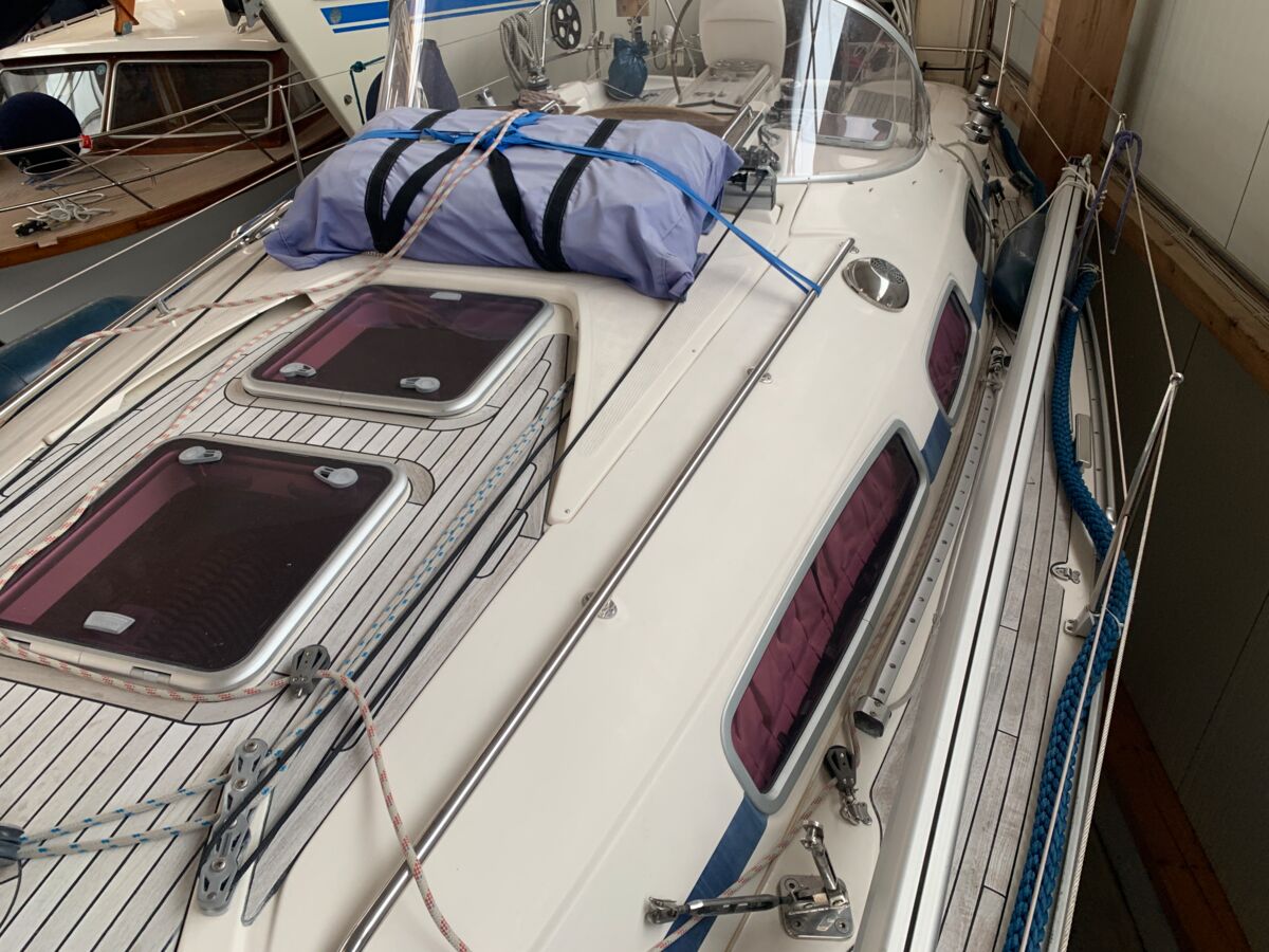 Segelyacht Bavaria 31 Cruiser Sailing World Yachtmakler 49