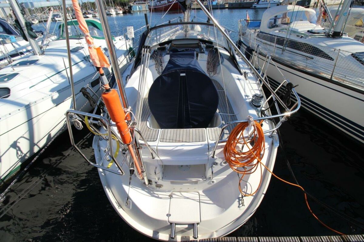 Segelyacht Bavaria 32 Sailing World Yachtmakler Heiligenhafen 3