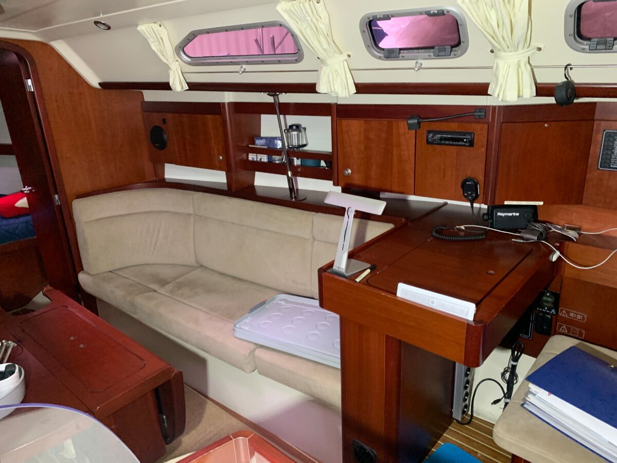 Segelyacht Dehler 36 JV Sailing World Yachtmakler Heiligenhafen 36