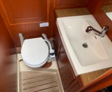 Segelyacht Hallberg-Rassy 352 Scandinavia by Sailing World Yachtbrokers Heiligenahafen 17