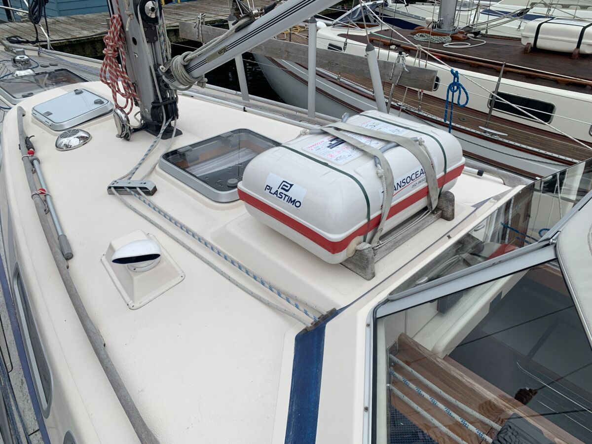 Segelyacht Hallberg-Rassy 36 MK II Sailing World Yachtmakler 45
