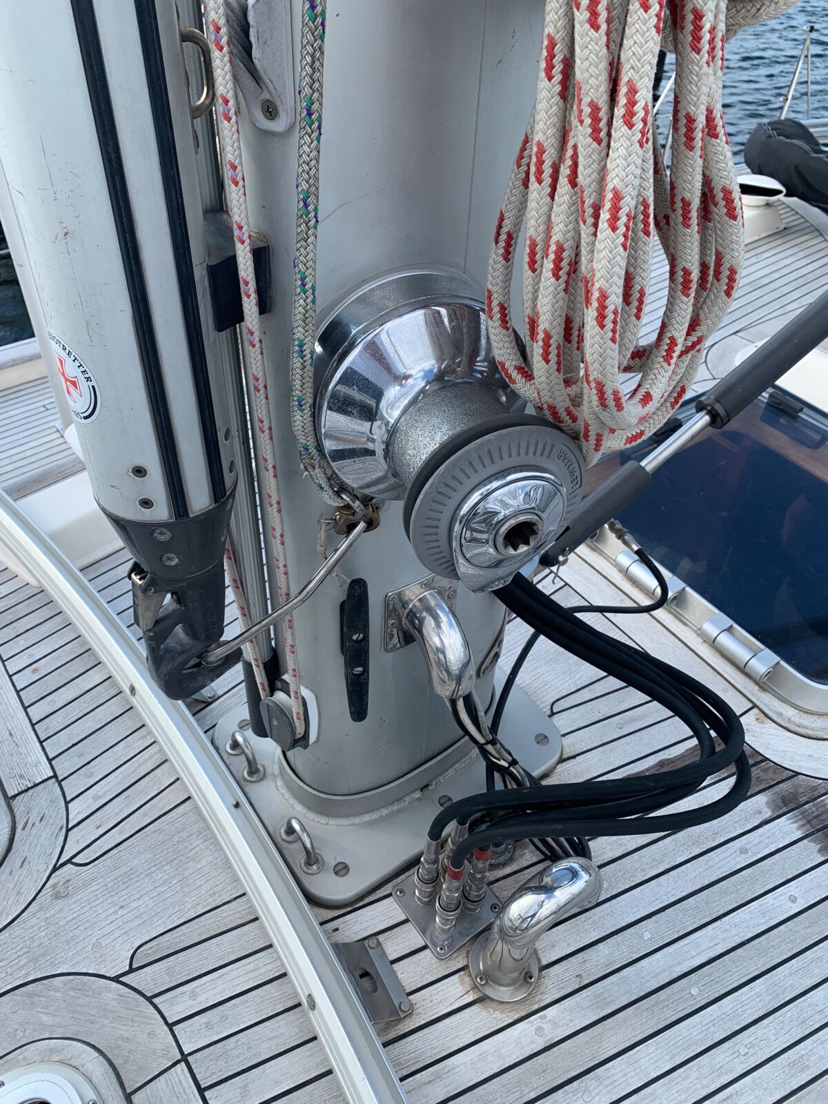 Segelyacht Hallberg-Rassy 45 Sailing World Yachtmakler Heiligenhafen 16