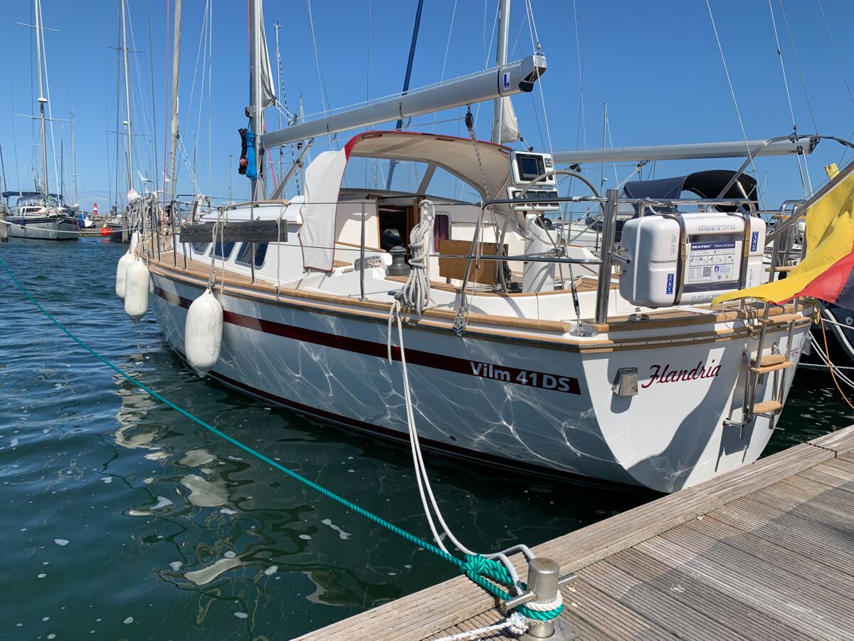 Decksalon Segelyacht Vilm 41 DS Sailing World Yachtmakler Heiligenhafen 2