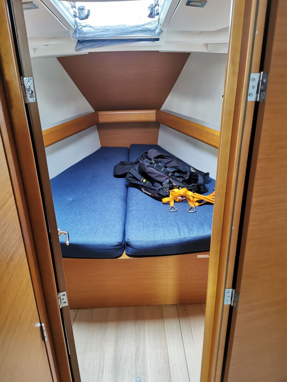 Jeanneau Sun Odyssey 449 Sailing World 9