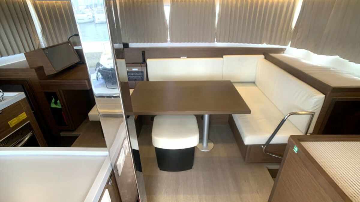 Lagoon 40 Katamaran Sailing World Yachtbrokers Heiligenhafen 11