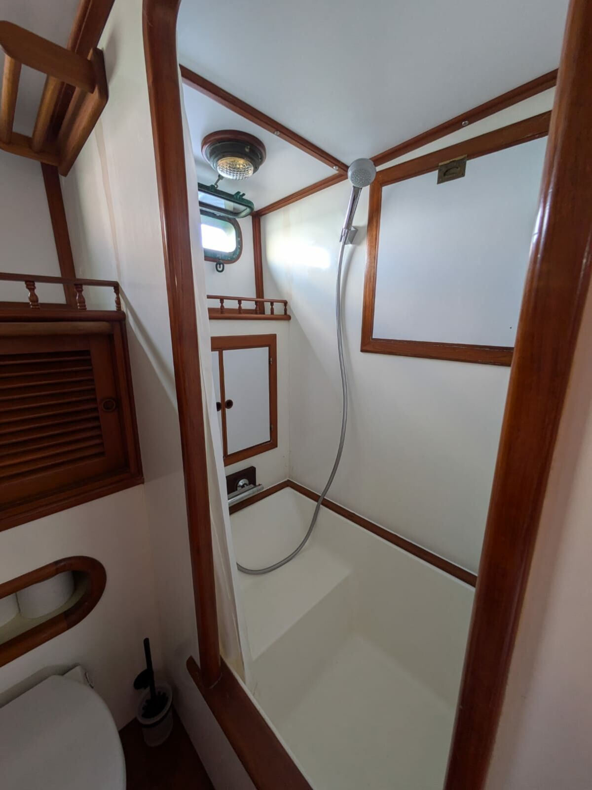 Motorsailer Island Trader 40 Sailing World Yachtbrokers Heiligenhafen 31