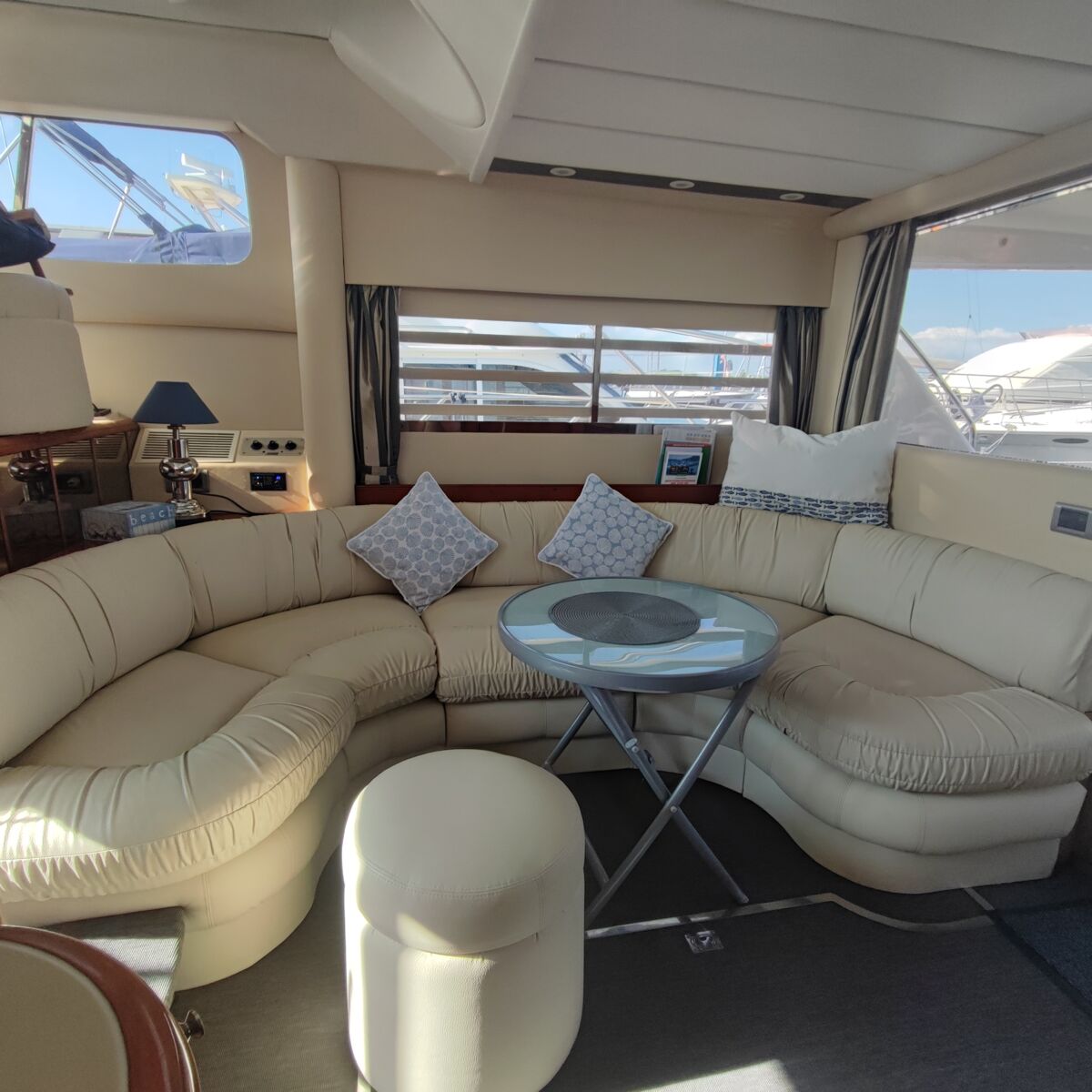 Motoryacht Fairline Squadron 50 Sailing World Yachtbrokers 7