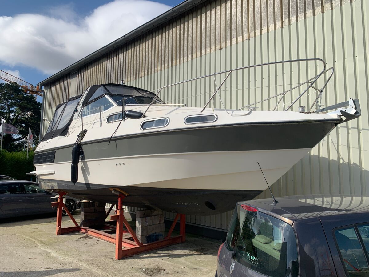Motoryacht Sealine Family 285 Sailing World Yachtbrokers 3