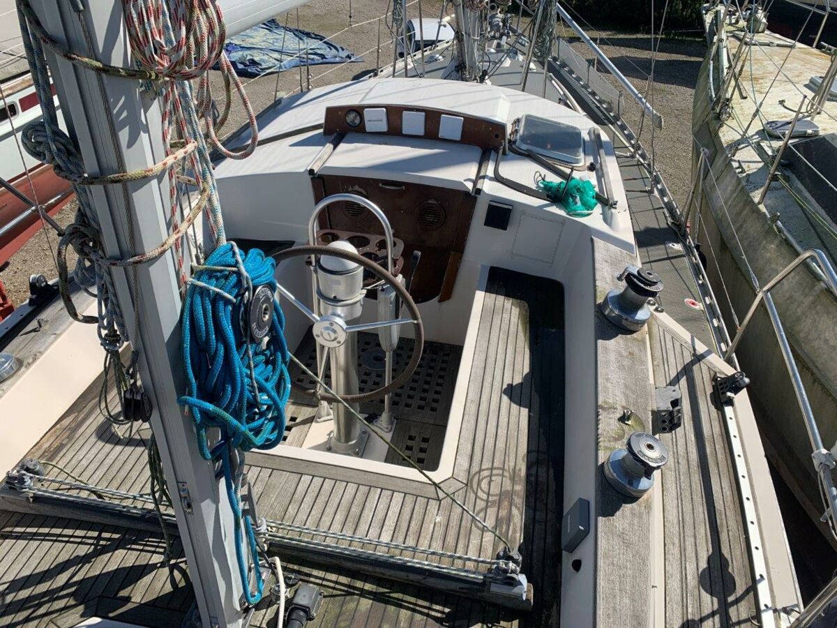 Sailing Yacht Beneteau Evasion 37 Ketch Sailing World Yachtbrokers Heiligenhafen 32
