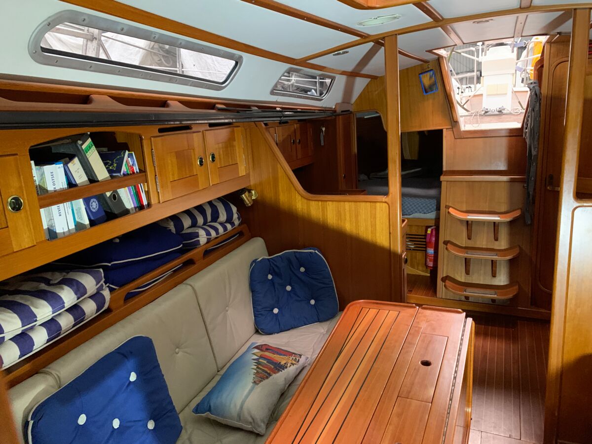 Sailing Yacht Wasa 370 Sailing World Yachtbrokers 41