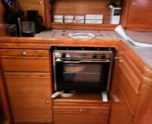 Segelyacht Bavaria 37 Cruiser Sailing World Yachtmakler 18 (1)