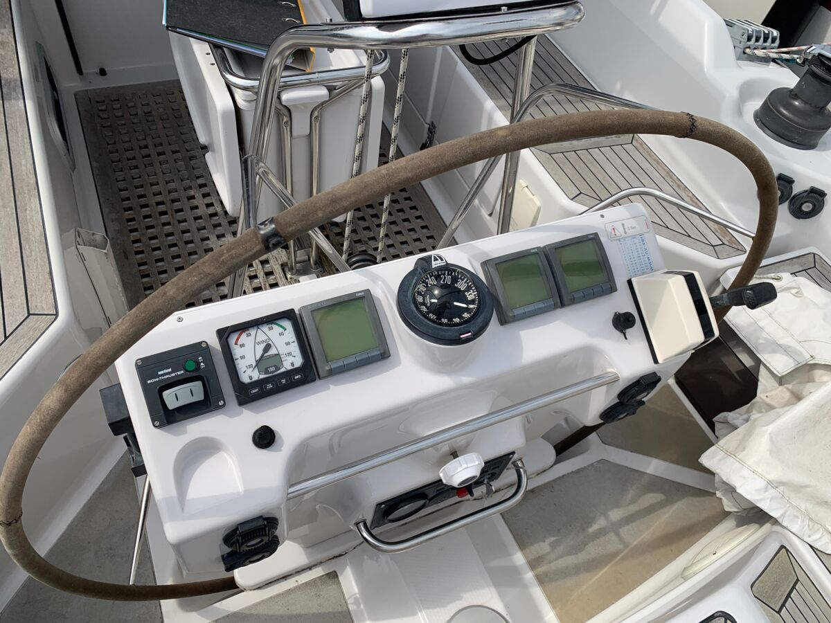 Segelyacht Dehler 41 Decksalon Sailing World Yachtmakler 18